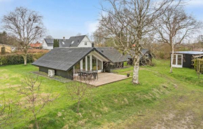 Cozy Home In Hejls With Wifi